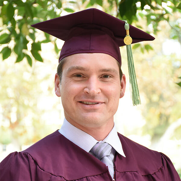 2017-EMSL-Grads-JoeFullerton-square-crop