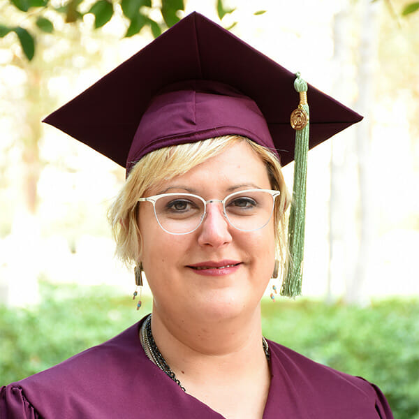 2017-EMSL-Grads-ReneEdde-square-crop